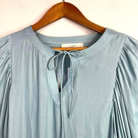 LOFT Ann Taylor Split Neck Flowy Puff Balloon Sleeve Top Coastal Blue M New NWT - Picture 4 of 12
